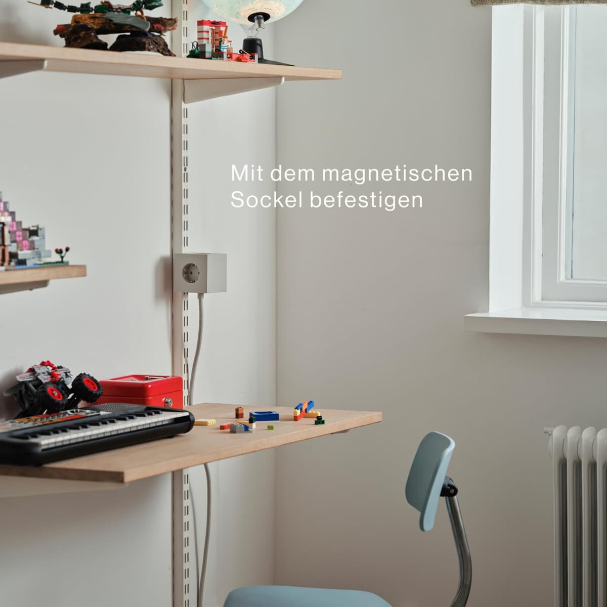 Regleta Cubo Magnética AVOLT Square 1 – Organiza Tus Enchufes en el Escritorio – 3 Enchufes y 2 Puertos – Diseño para Oficina y Hogar (Nomad Sand, USB-C 1.8m) — view 3