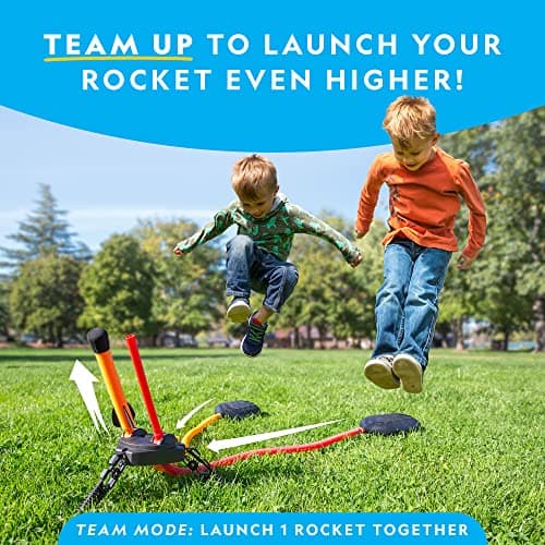 National Geographic Air Rocket Toy – Jump & Launch Dueling Air Rockets up to 100Ft., Includes Launcher, 4 Foam-Tipped Rockets, Outdoors Kids Toys, Kids Science Kit, Rocket Launcher (Amazon Exclusive) — view 3