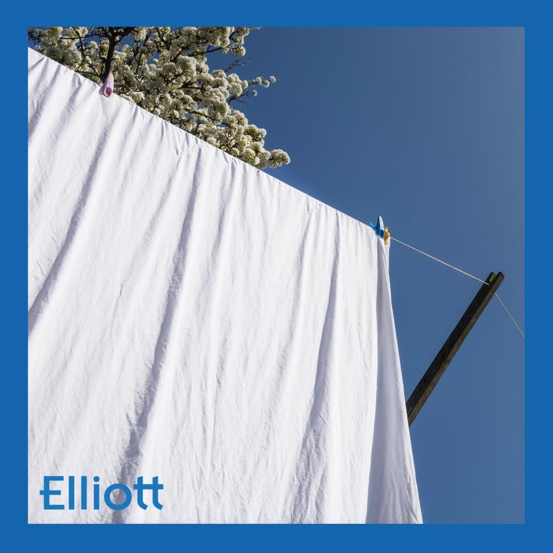Elliott Hardwood Clothes Pegs with Metal Coil Spring for Firm Grip, Contoured to Prevent Leaving Marks on Clothing, This Pack Include 36 Pegs Ideal for Outdoor and Indoor Use — view 9