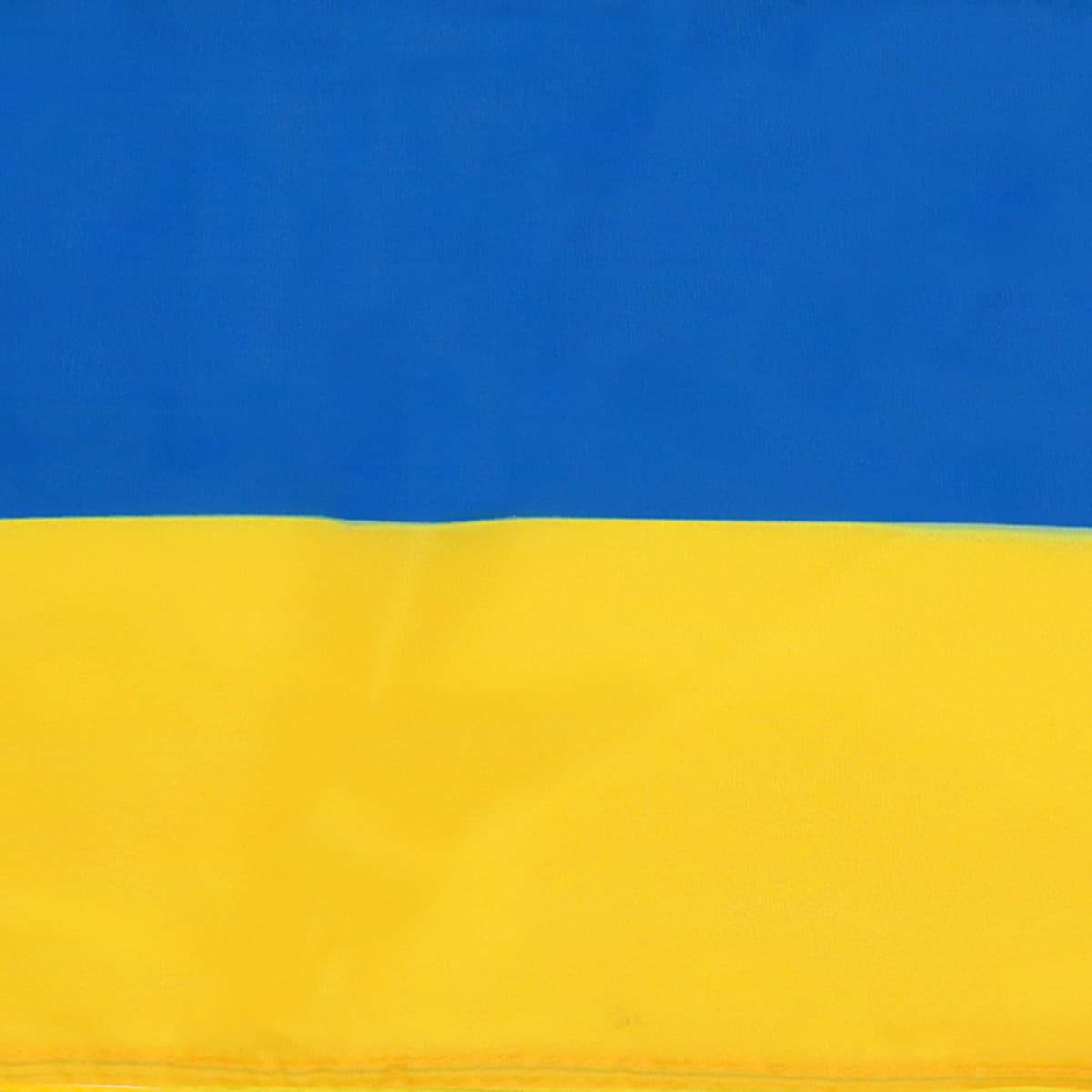 AZ FLAG - Ukraine Flag - 18'' x 12'' - 100% Polyester Ukrainian Small Banner with Two Cords - Fade Resistant - Vivid Colors - 18x12 in - 45x30 Cm — view 3