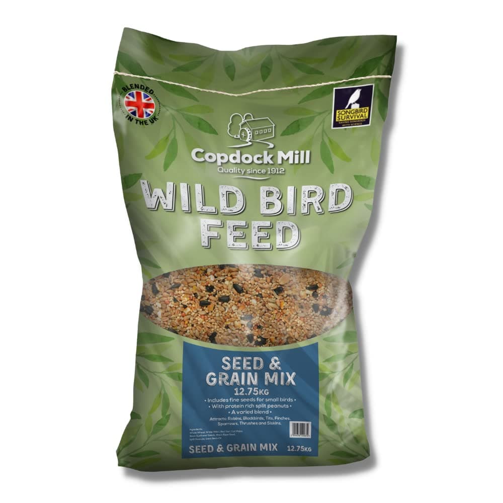 Copdock Mill Wild Bird Seed & Grain Mix 3.8 kg/5L Tub – All Year-Round High-Energy Wild Bird Food – 100% Natural Ingredients Including Sunflower Seeds and Peanuts — view 9