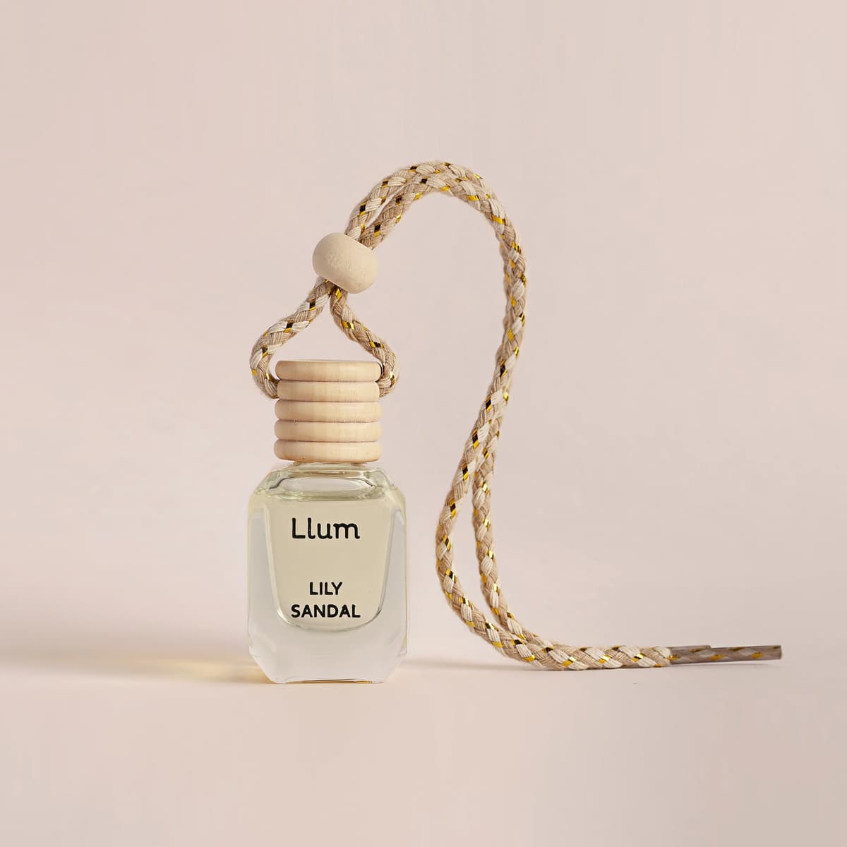 Llum Lily Sandal Hanging Car Air Freshener – Luxury Automotive Perfume Diffuser 10ml (0.34 fl oz), Long-Lasting Fragrance, Alcohol-Free Non-Toxic Scent — view 2