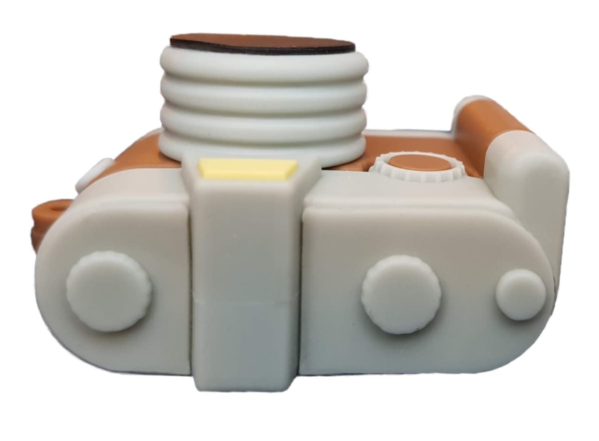 Ulticool - Cámara Retro Vintage con Lente - Memoria USB Flash Pen Drive 8GB - Memory Stick - Almacenamiento de Datos — view 3