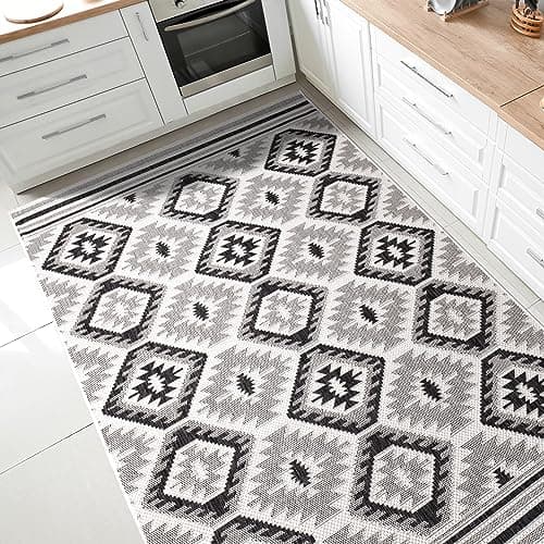 Keen Home Design Outdoor Rug - 8x10 Washable Indoor/Outdoor Rug for Patio, Balcony, Kitchen, Garden, Beach, Deck and Porch. Size: 7'9" x 10'2" — view 3