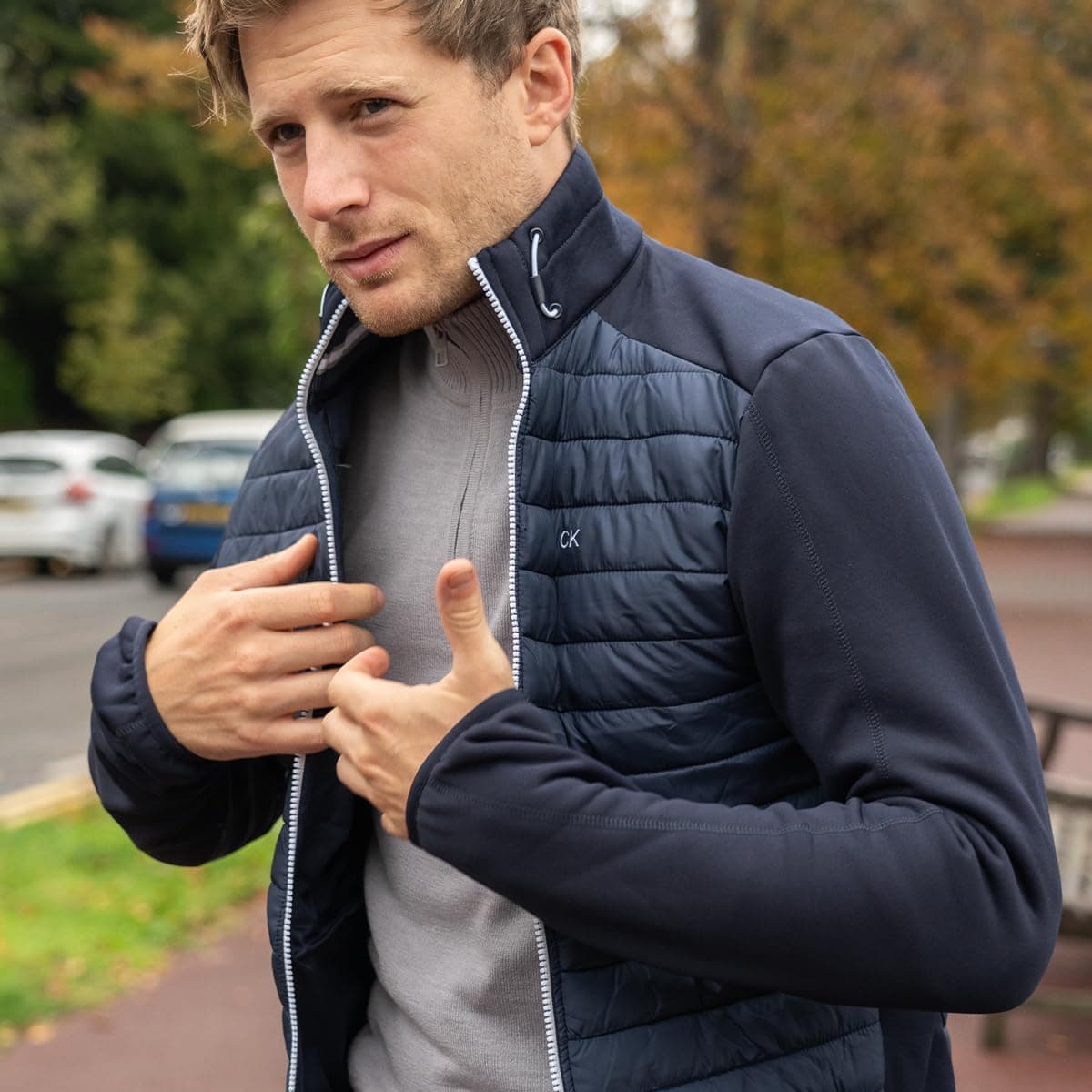 Calvin Klein Hombre CK Hybrid Aislar Chaqueta de Golf Ligera — view 3