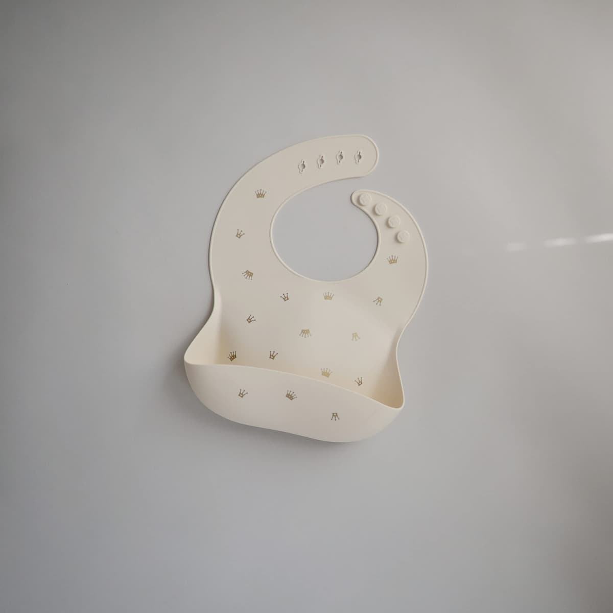 Mushie Baby Silicone Bib | Adjustable Fit Waterproof Bibs | Easy Wipe Baby Feeding Bibs | 4 Adjustable Sizes with Deep Front Pockets | 100% BPA and Phthalate Free — view 2