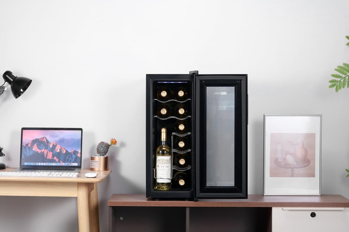 Barcool VINO12 – Table-Top Slim Wine Cooler Fridge Black | 5-18°C | 12 Bottle Wine Fridge | LED + Digital Display | UV-Tempered Glass Door Drinks Cellar | Single-Zone — view 4