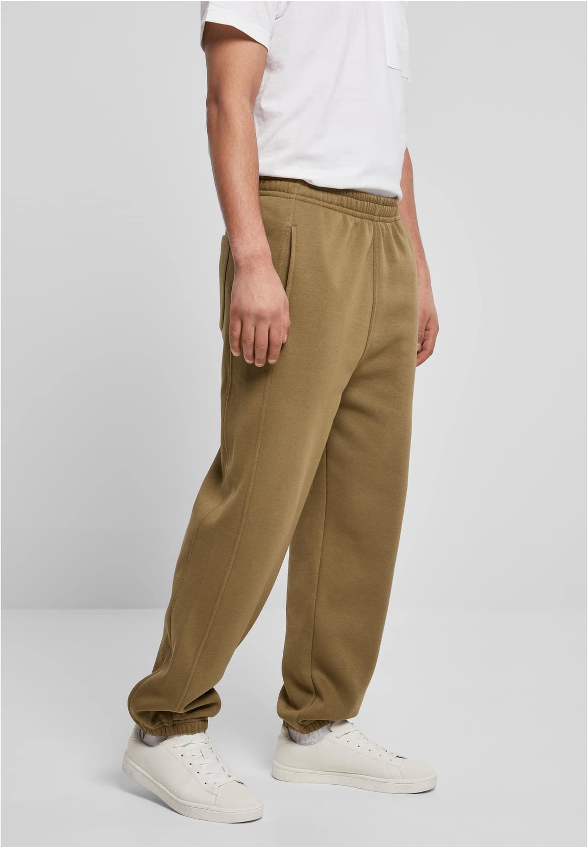 Urban Classics Pantalones de Gimnasia Hombre Pantalones de Deporte Negro Suelto — view 5