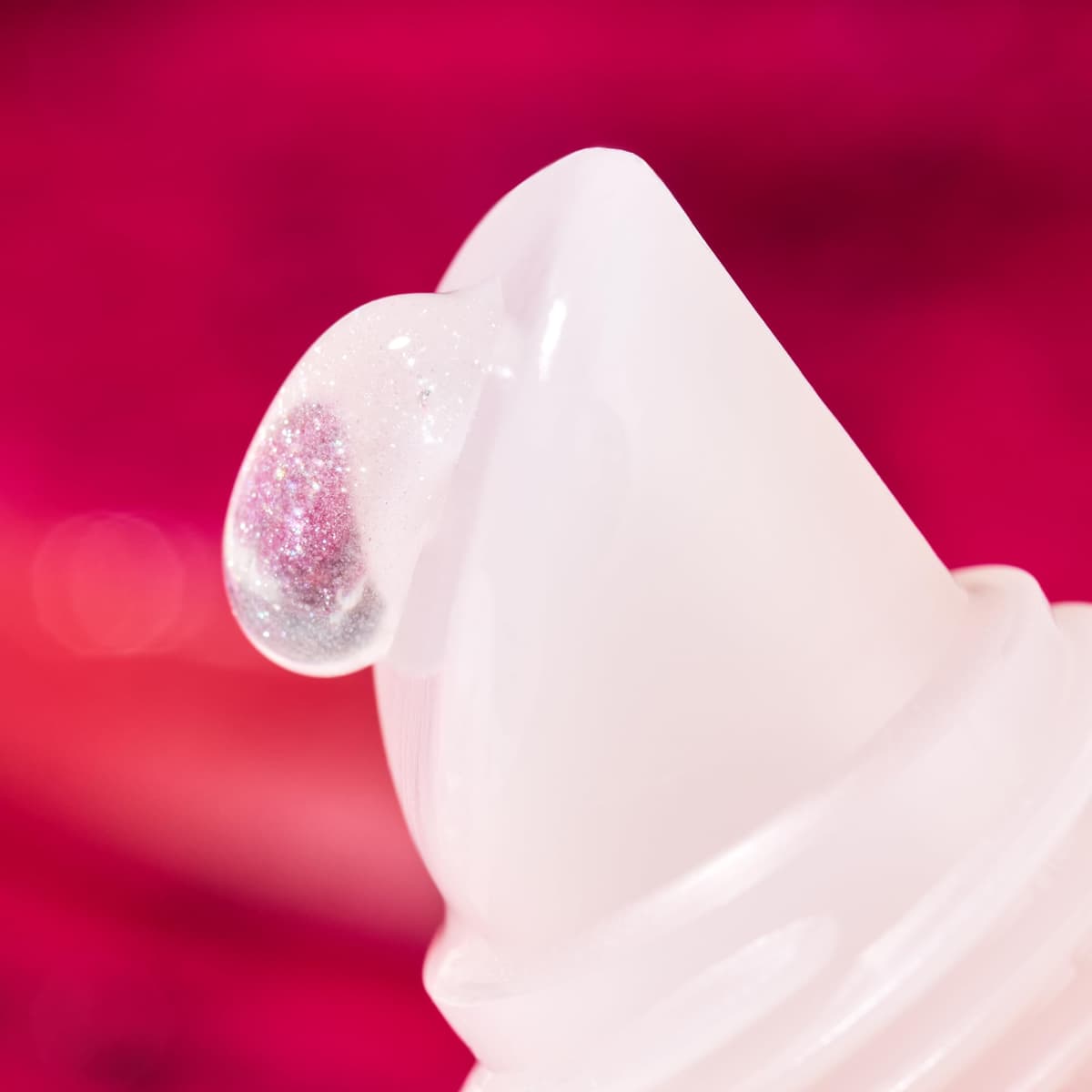 essence JUICY BOMB shiny lipgloss set, natural, shiny, shimmery, translucent (1pcs) — view 7