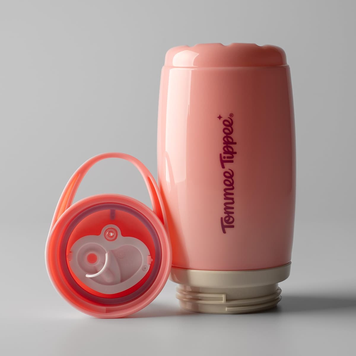 Tommee Tippee Insulated Active Spout Cup, 266ml, Non-Spill Water Bottle for Toddlers 12 Months+, Insulated to Help Keep Their Drinks Cool, Pink and Purple, 2 Pack — view 7