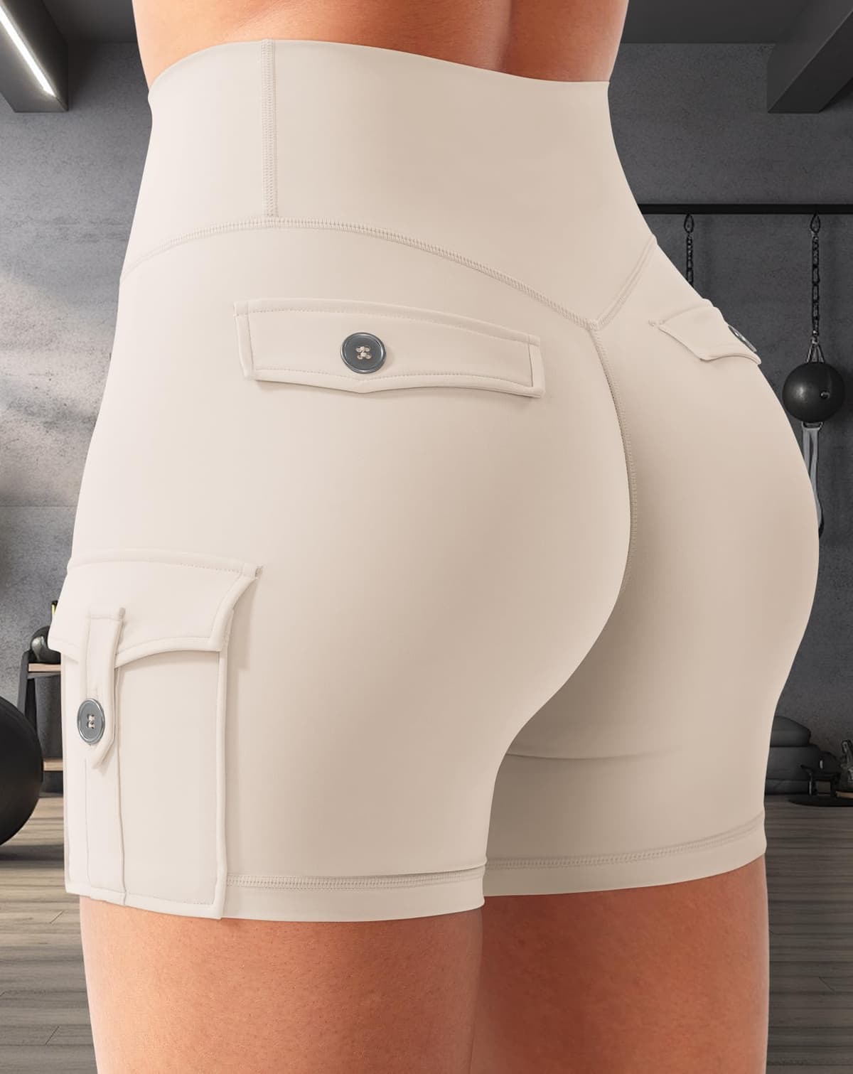 CoreFlex - Pantalones cortos de entrenamiento para mujer con bolsillos tipo cargo, cintura oculta, entrepierna de 3.6 pulgadas, 4.5 pulgadas, sin costura frontal — view 12