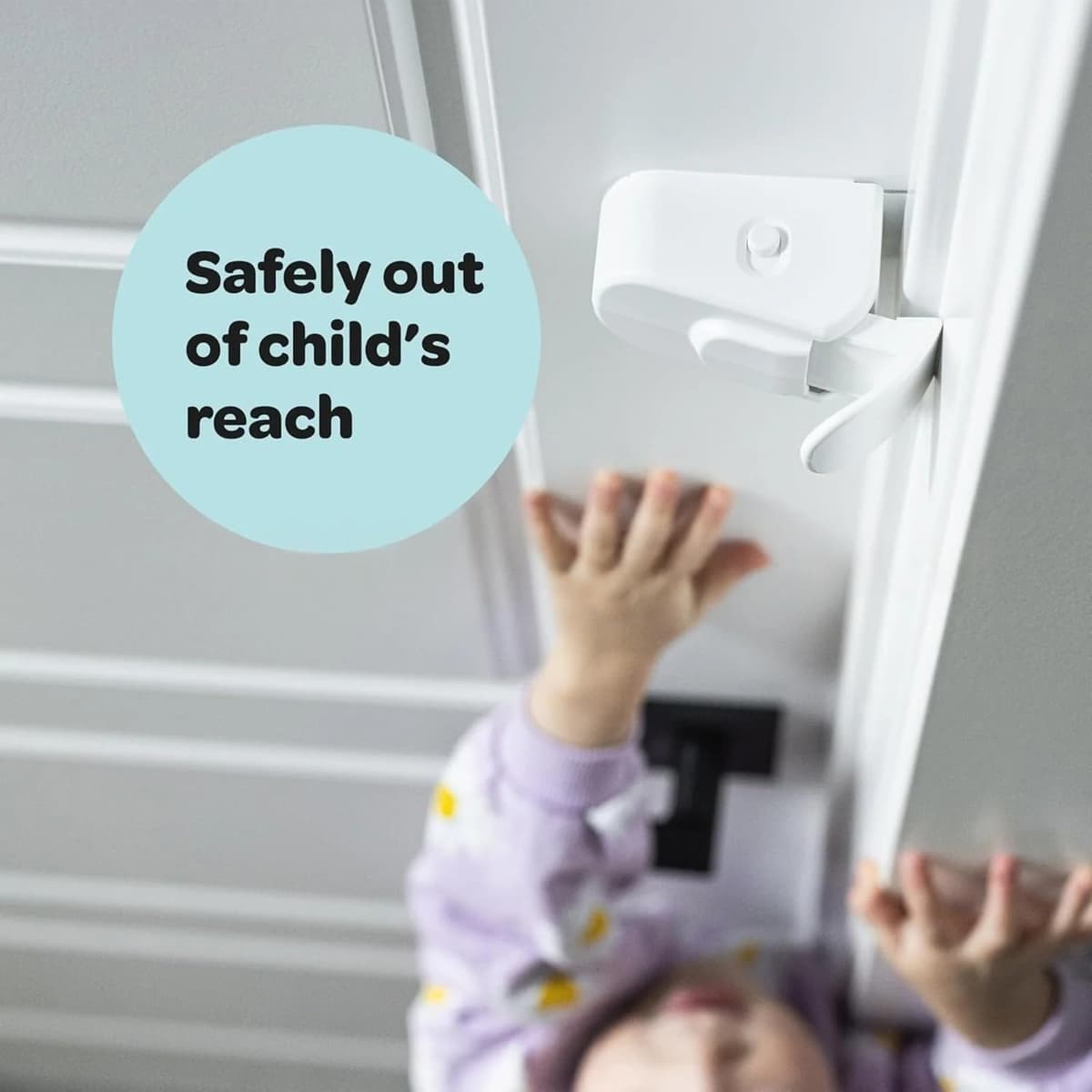 ALINUOYQ 1 PCS Hug Lock Child Proof Door Lock, Snap On Door Lock Child Can't Reach or Defeat for Kids Cats Dogs, No Tools or Adhesives Required Simple Install Safety Front Door Lock for Toddlers — view 3