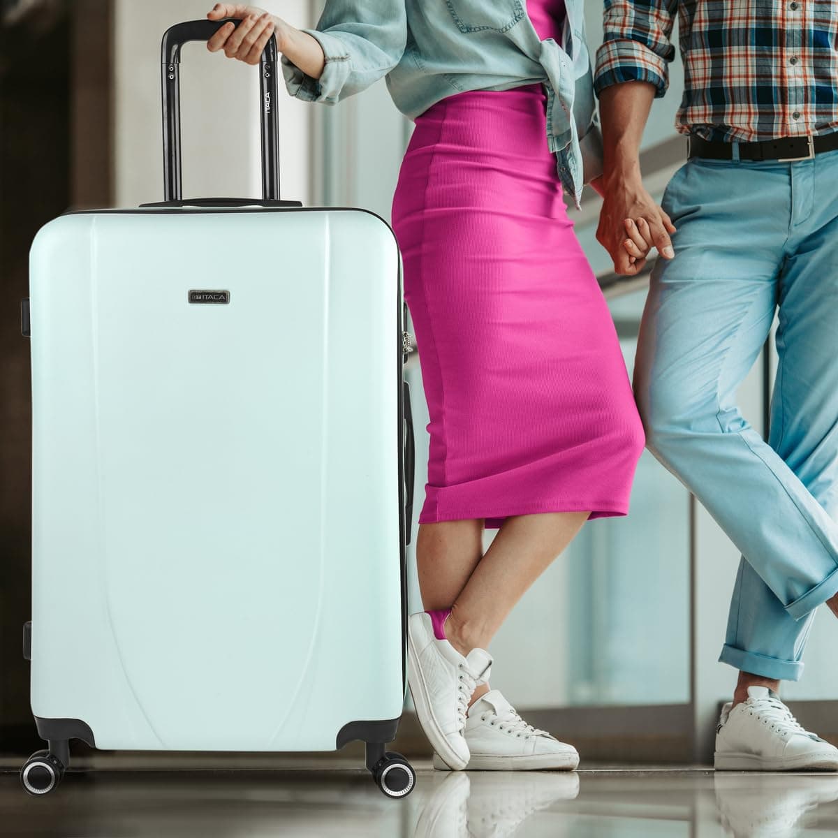 ITACA - Maletas Grandes De Viaje Rígidas Ligeras con 4 Doble Rueda 360° Maleta Grande 23 Kilos Alta Resistencia Maleta XL Duradera, Verde Menta — view 2