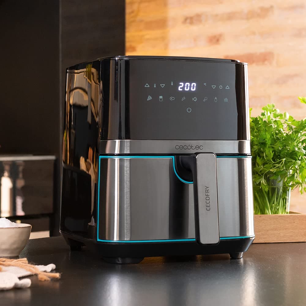 Cecotec Freidora de Aire de 5,5L, Air Fryer, Cecofry Full InoxBlack 5500 Pro. 1700W, Digital, sin Aceite, Panel Táctil, Acabados en Acero Inox, Tecnología PerfectCook, Termostato, 8 Modos — view 2