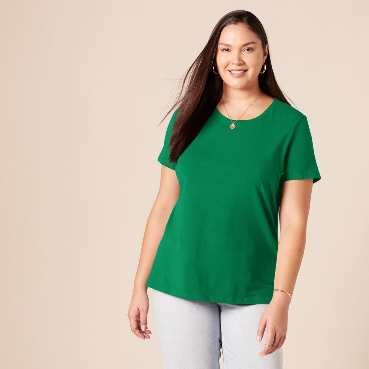 Amazon Essentials Women's Regular-Fit Short-Sleeve T-Shirt (Crewneck and V-Neck Options), Multipacks — view 69