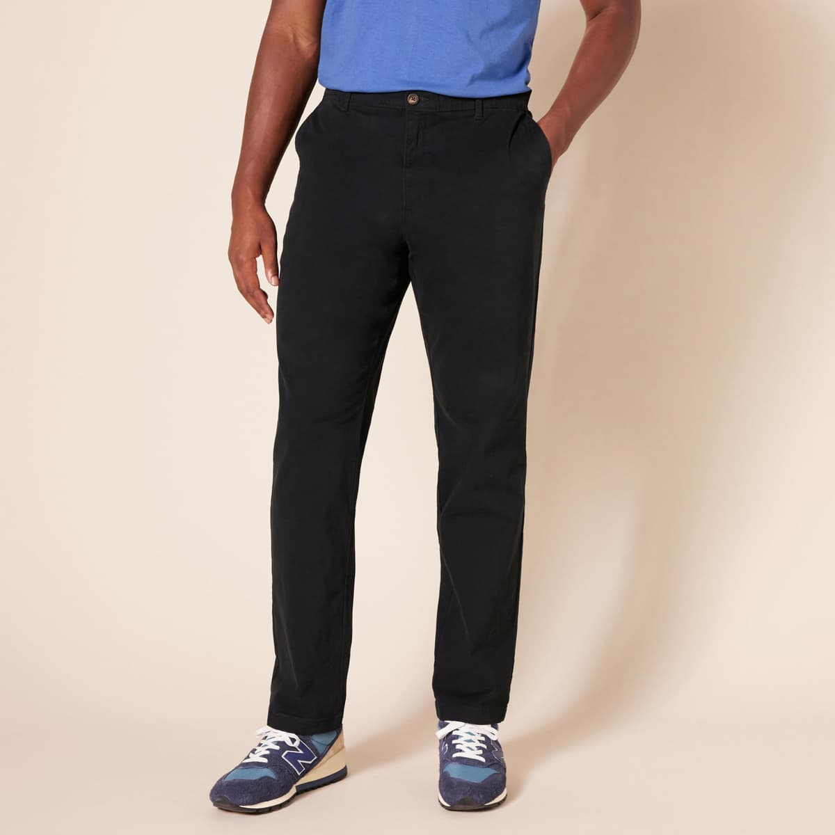 Amazon Essentials Men's Slim-Fit Casual Stretch Chino Trousers — view 5