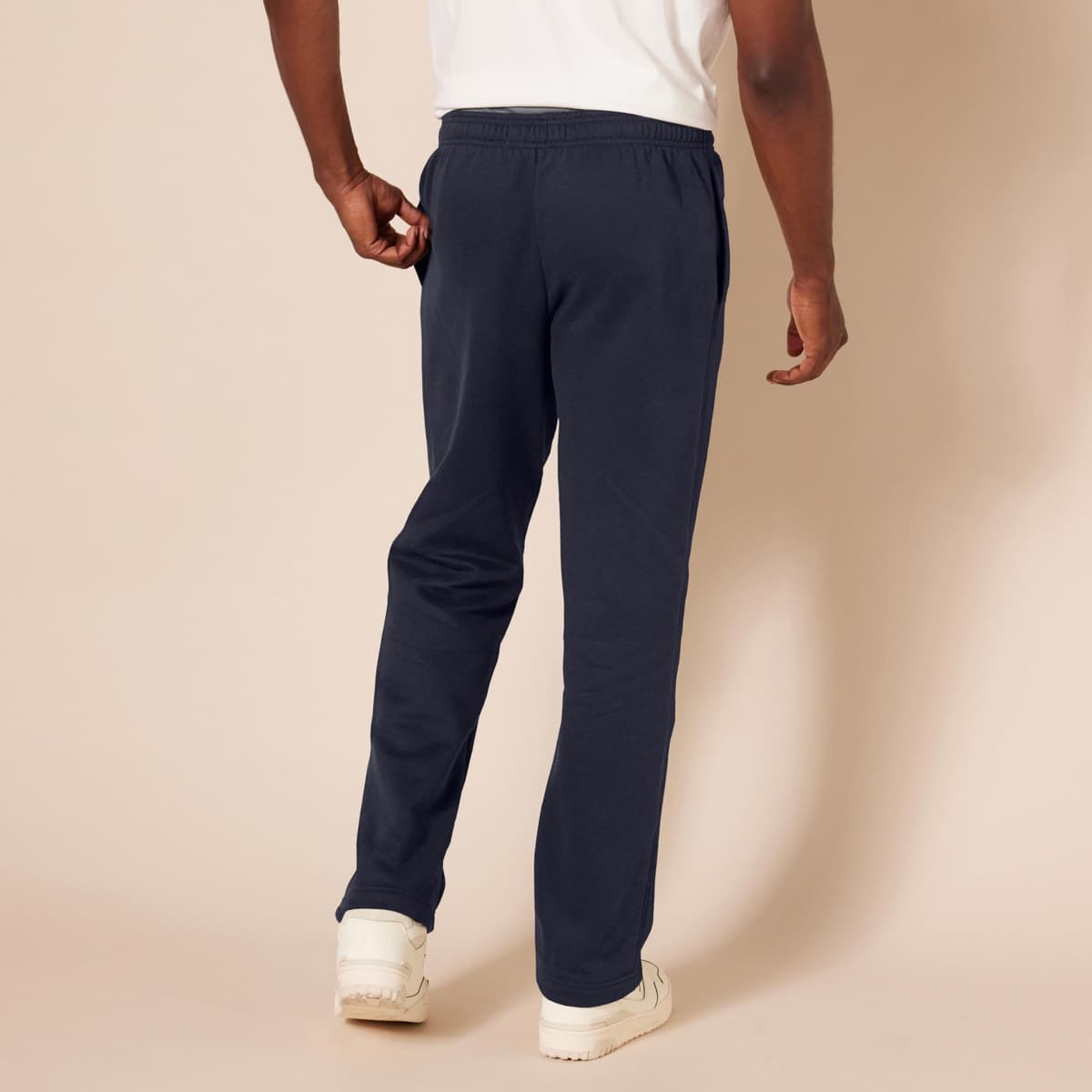 Amazon Essentials Pantalones Deportivos de Forro Polar con Parte Inferior Abierta (Disponibles en Tallas Grandes y Largos Especiales) Hombre — view 2