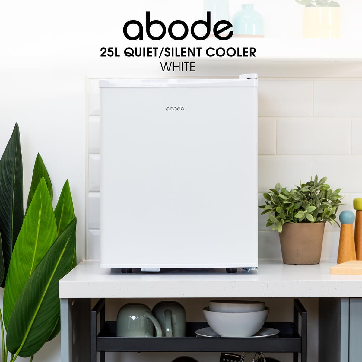 Abode Quiet Mini Cooler 25L Thermoelectric for Drinks with Adjustable Thermostat, Portable in White, Compact For Bedroom, Home, Caravan with Reversible Door A25THBC102W — view 4