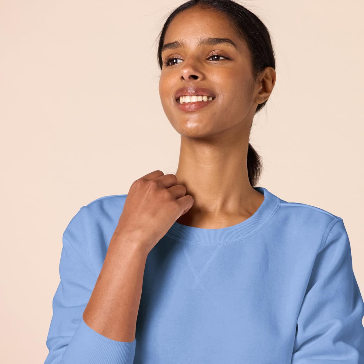 Amazon Essentials Mujer Sudadera con Cuello Redondo de Forro Polar (Disponible en Tallas Grandes) — view 139