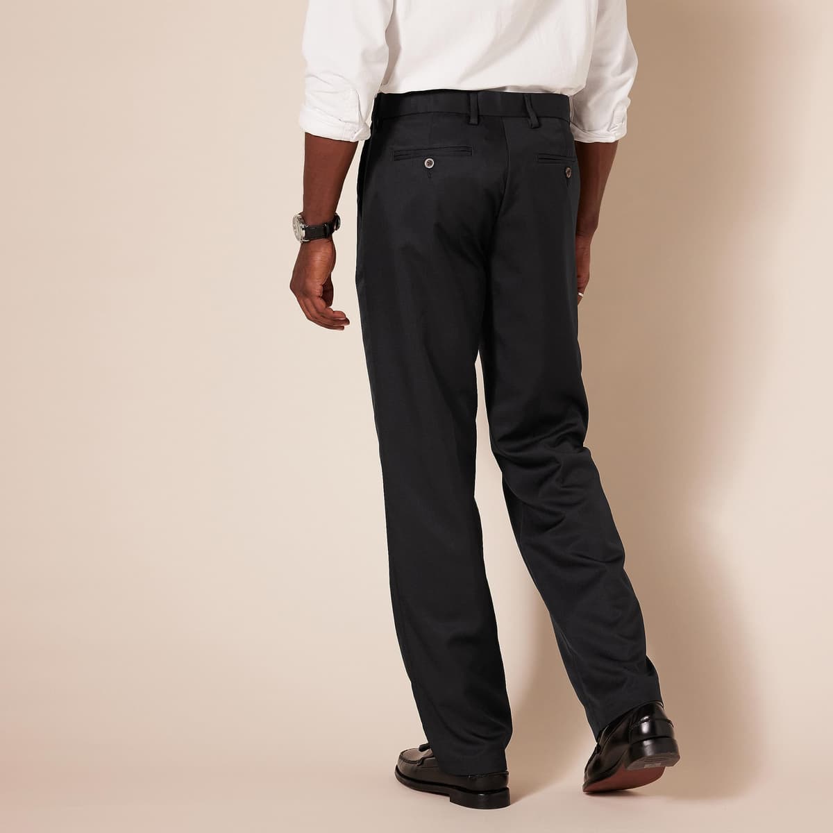 Amazon Essentials Men's Classic Fit Expandable-Waist Flat-Front Dress Trousers — view 2