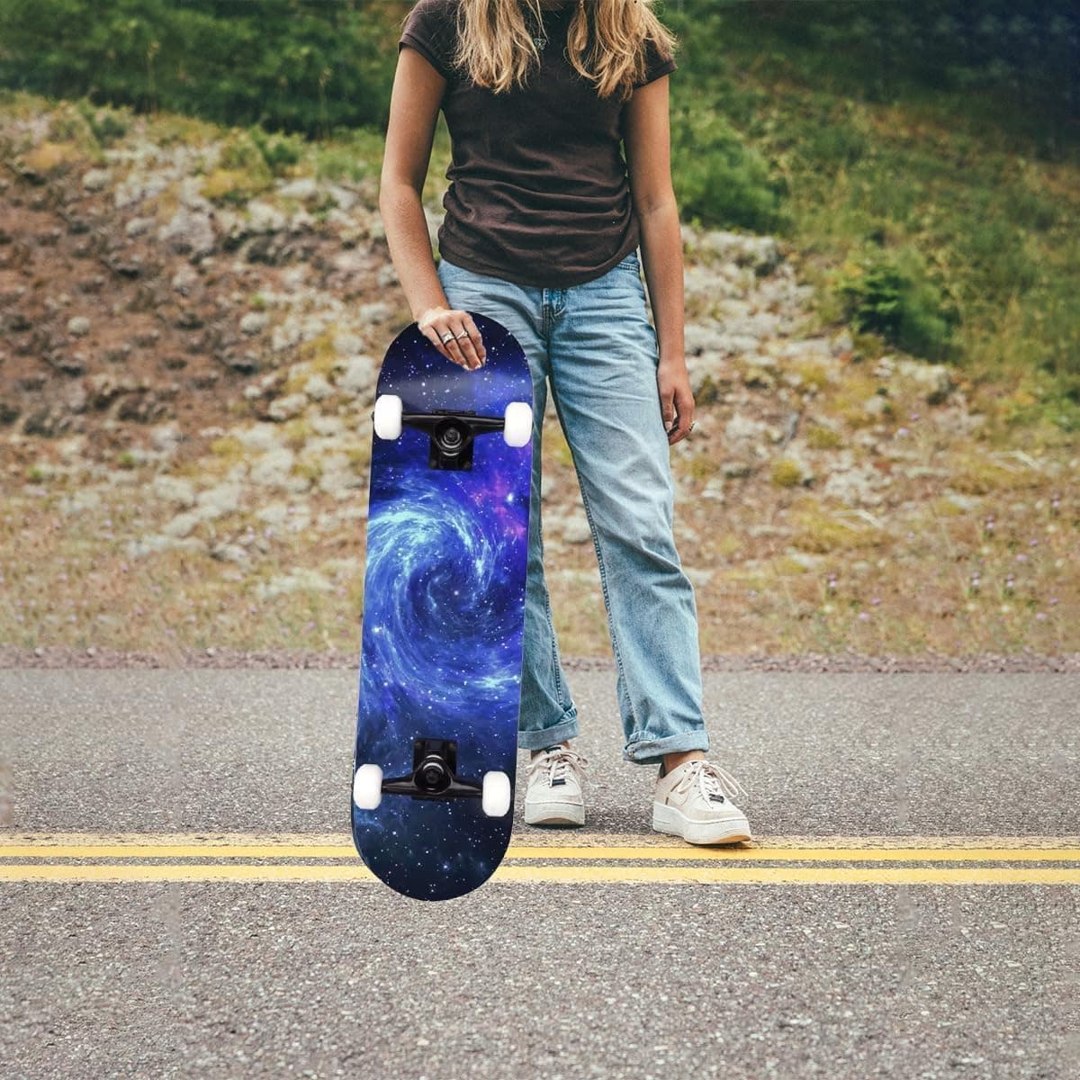 ERNAN Skateboard,Monopatín Completo Profesional de 31 x 8 Pulgadas,7 Capas Monopatín de Madera de Arce con Rodamiento ABEC-7 para Niño Niña/Adulto Principiante. — view 4