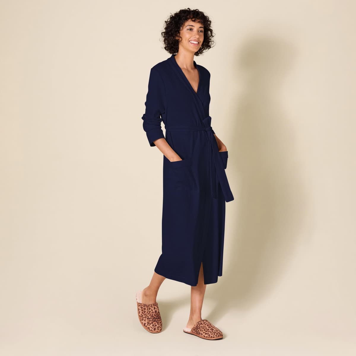 Amazon Essentials Women's Lightweight Waffle Full-Length Robe (Available in Plus Size) — view 5