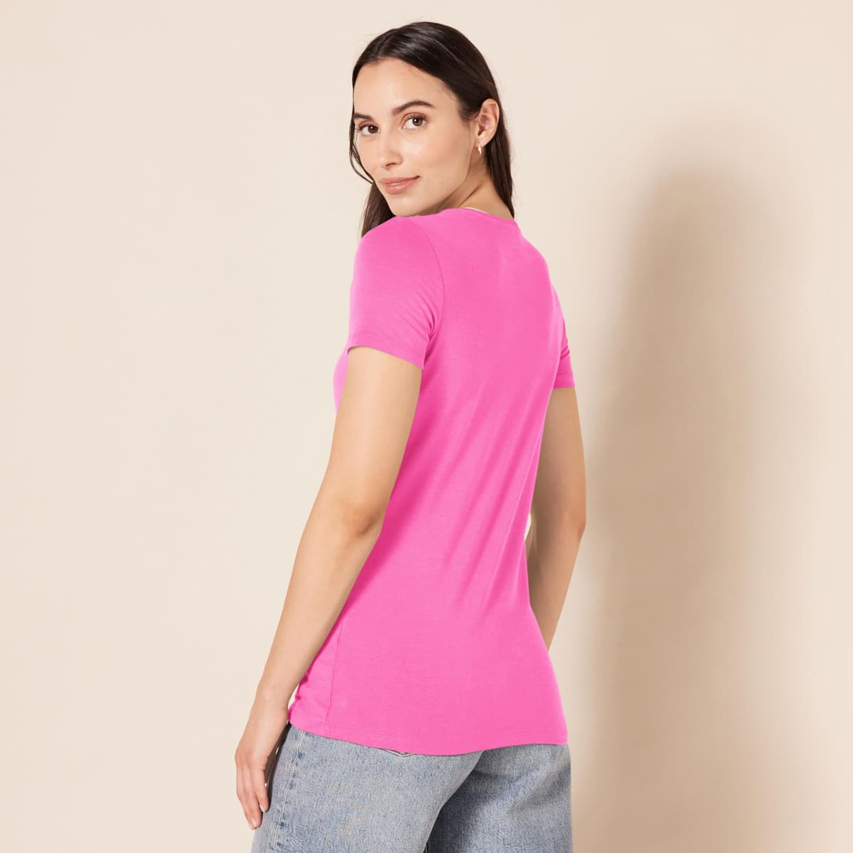 Amazon Essentials Women's Regular-Fit Short-Sleeve T-Shirt (Crewneck and V-Neck Options), Multipacks — view 182