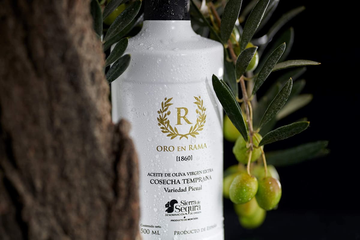 ORO EN RAMA | Extra Virgin Olive Oil Picual de Jaén | NEW HARVEST 25/26 | Best Early Harvest Green EVOO Prize | DOP Sierra de Segura | Intense fruity flavor — view 4