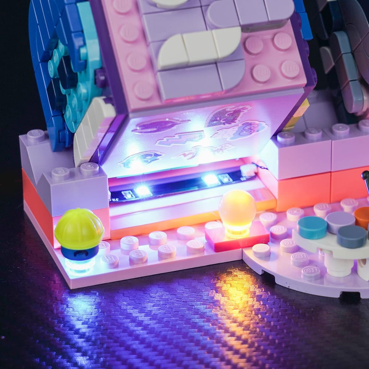 Kit de iluminación LED decorativo para Lego Disney 43248 Inside Out 2 Mood cubos de ambiente de Pixar (modelo Lego no incluido), juguetes creativos — view 4