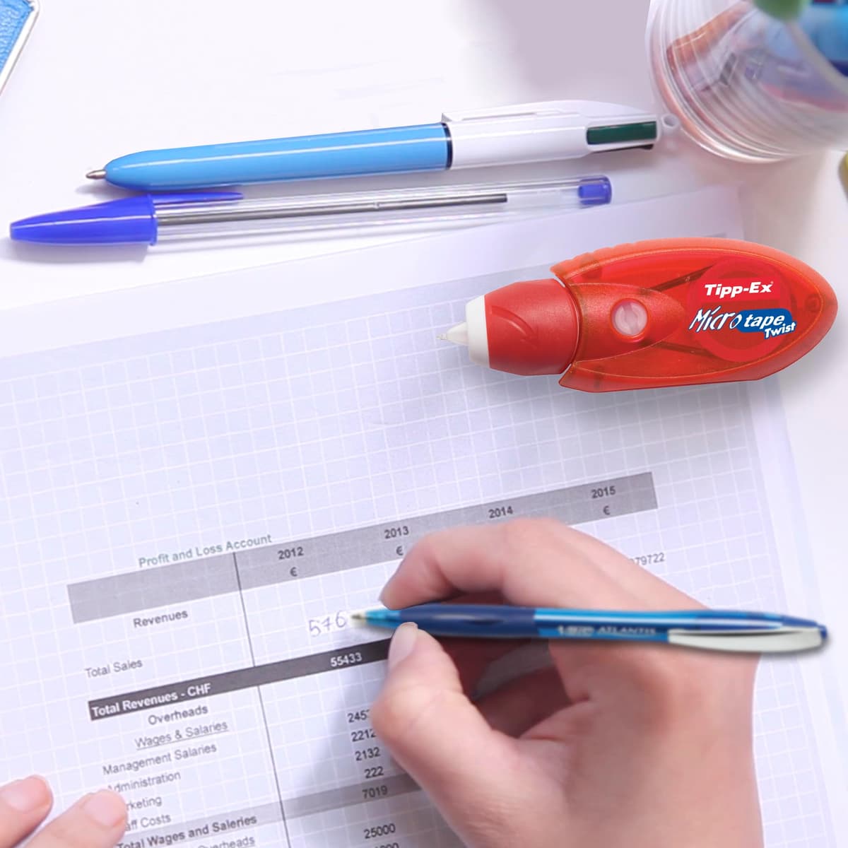 BIC Tipp-Ex Cinta Correctora de Bolígrafos, Óptimo para Material Escolar, Micro Tape Twist, 8m x 5mm, Con Cabezal Rotativo, Blíster de 3, Multicolor — view 6