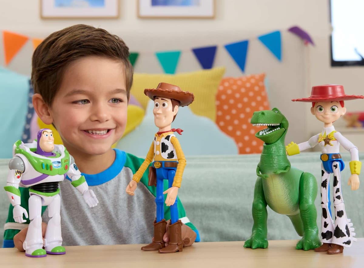 Mattel Disney and Pixar Toy Story Buzz Lightyear Action Figure 7 Inch Tall Space Ranger, 10 Posable Joints, Playscale Movie Accurate — view 2