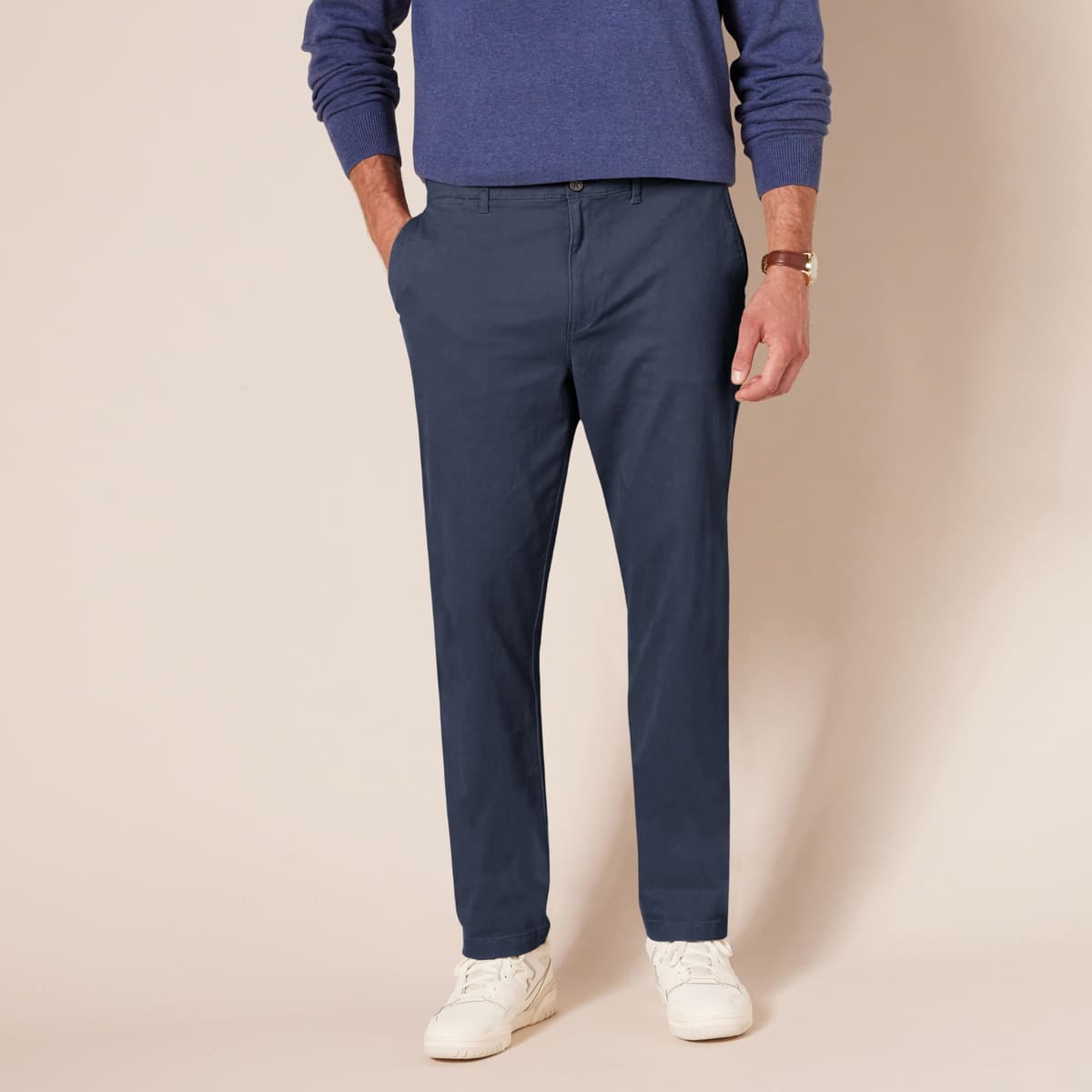 Amazon Essentials Pantalones Informales de Estilo Chino, Elásticos y de Corte Ajustado Hombre — view 5
