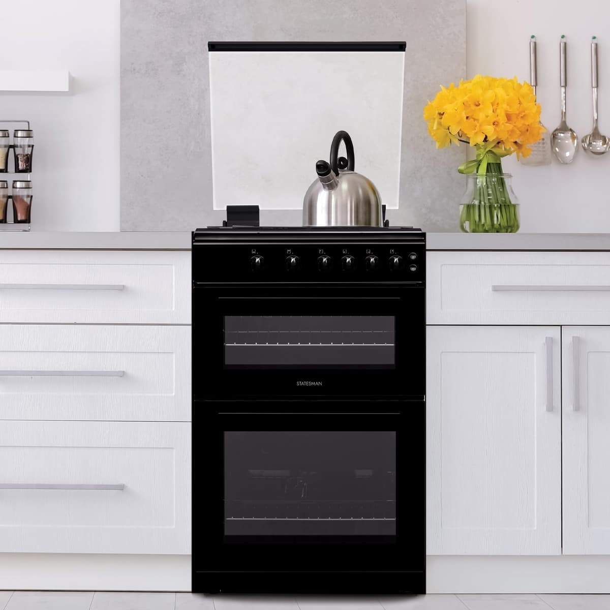 Statesman GDL60B Double Oven Gas Cooker with Glass Lid & Closed Door Grilling, 4 Gas Burners, 60cm Wide, Black — view 3