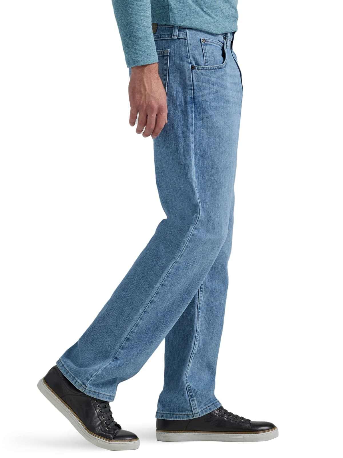 Wrangler Authentics Men's Classic 5-Pocket Relaxed Fit Flex Jean — view 24