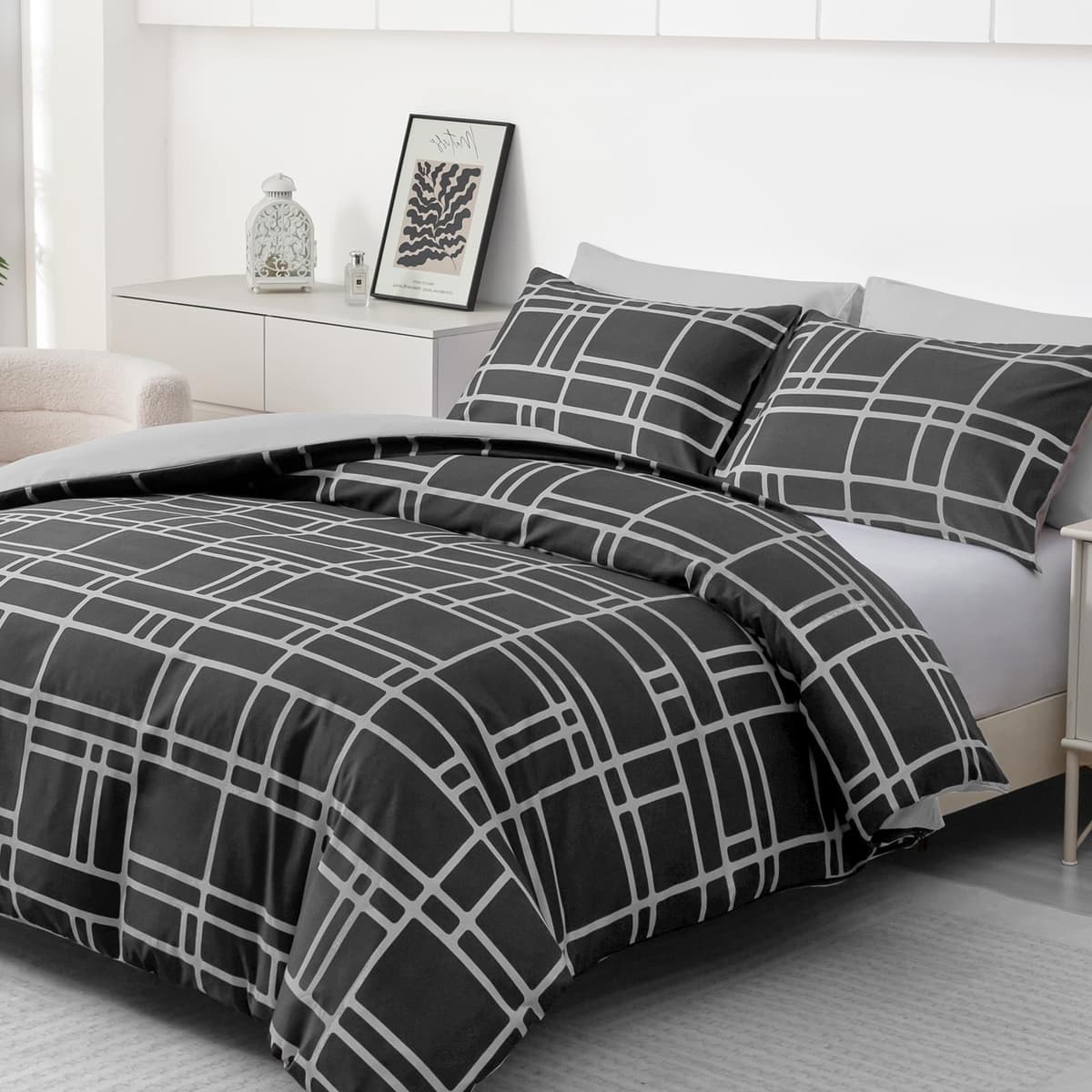 Pamposh 3 Pcs Single Duvet Cover Set with Matching Black Single Fitted Sheet 40 cm Extra Deep Pocket - UltraSoft Breathable Premium Microfibre Reversible Quilt Cover Bedding Set For All Seasons — view 22