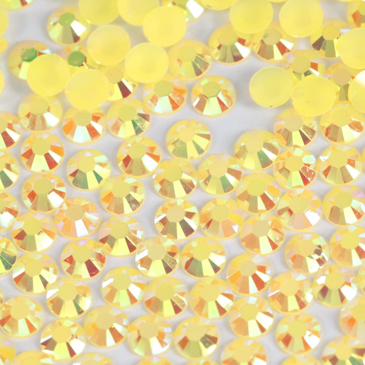 1000pcs 4mm Flat Back Non-Stick Rhinestone Crystal Diamantes Nail Art & Craft Scrapbooking Embellishments 90 Available Colours (4mm, AB Clear #A13) — view 17