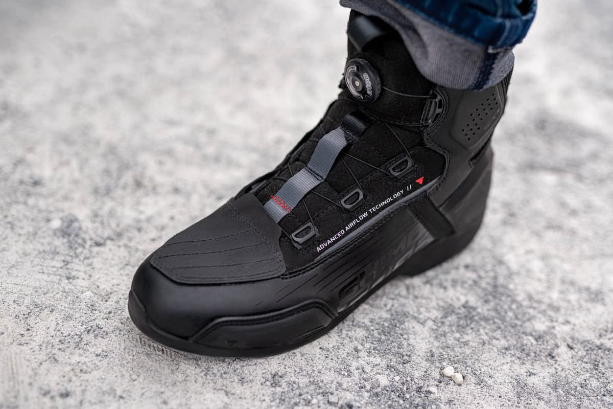 Shima Edge Vented Botas Moto Hombre Cuero Ventilada Zapatillas ATOP Verano Calzado Motorista Baja Adventure Cremallera Lateral Protección Tobillo Motocicleta Trail (Masculinos, Ventilado, Negro, 43) — view 5