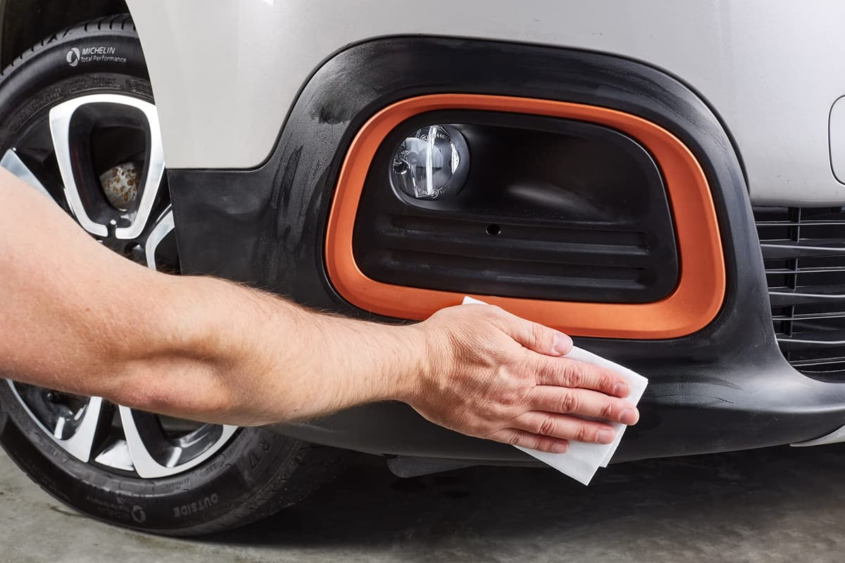 SONAX Renovador plásticos (100 ml) con aplicador, para la renovación del color de plásticos descoloridos en el exterior del coche | N.° 04091000-544 — view 5