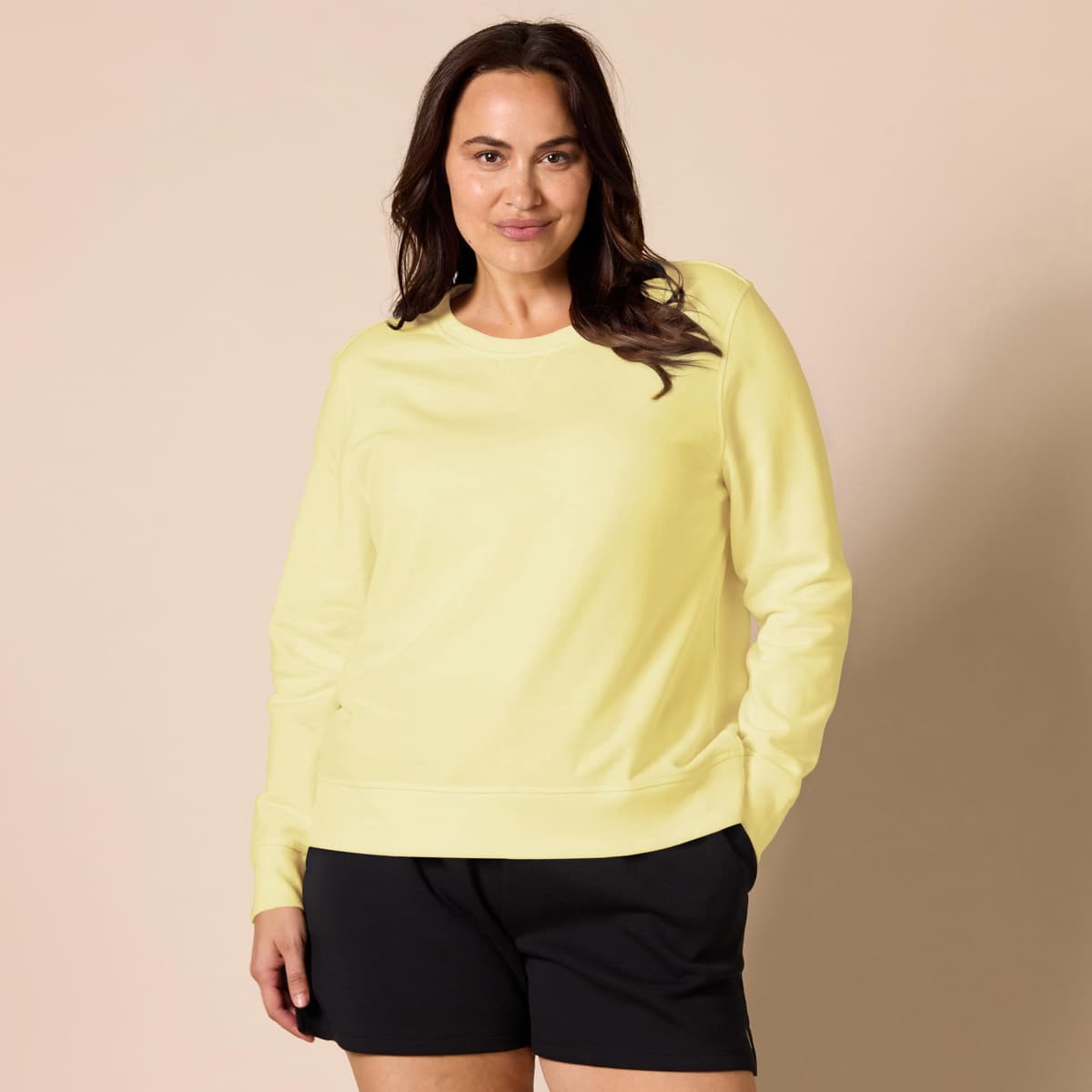 Amazon Essentials Mujer Sudadera con Cuello Redondo de Forro Polar (Disponible en Tallas Grandes) — view 6