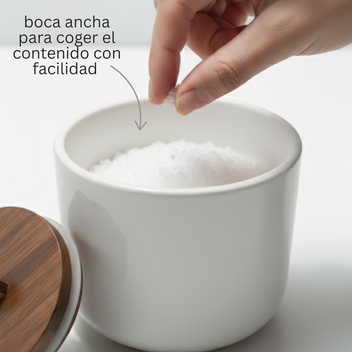 Salero de Cocina de Cerámica CURVE - Bote Hermético con Tapa de Madera de Acacia. Tarro Multiusos para Sal, Azúcar o Especias. Diseño Nórdico Moderno. 11.5 x 12 cm. - Blanco — view 3