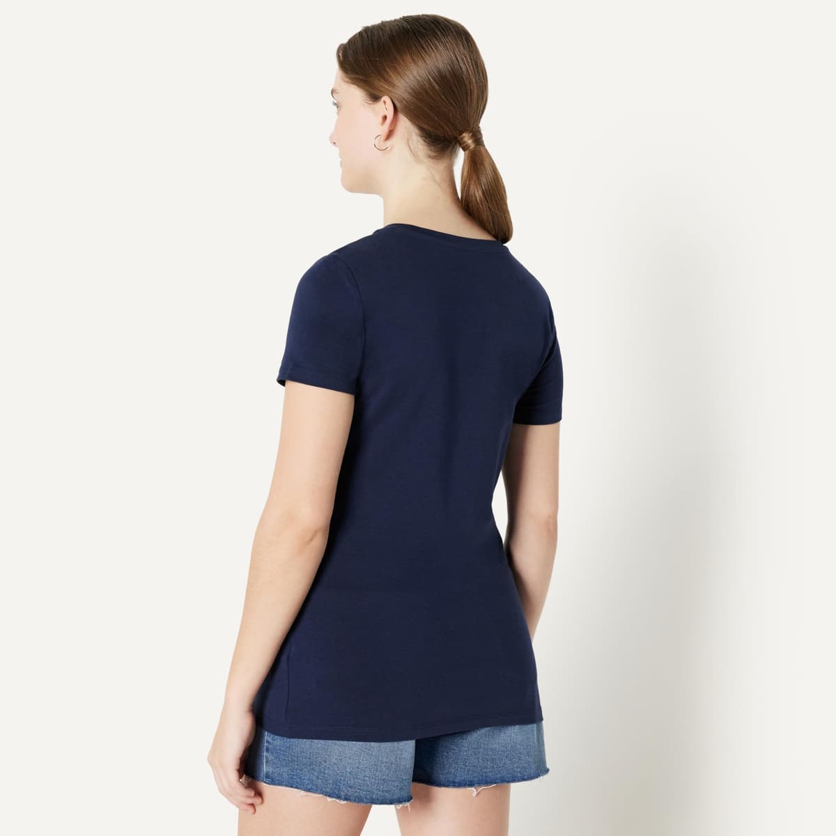 Amazon Essentials Women's Regular-Fit Short-Sleeve T-Shirt (Crewneck and V-Neck Options), Multipacks — view 84