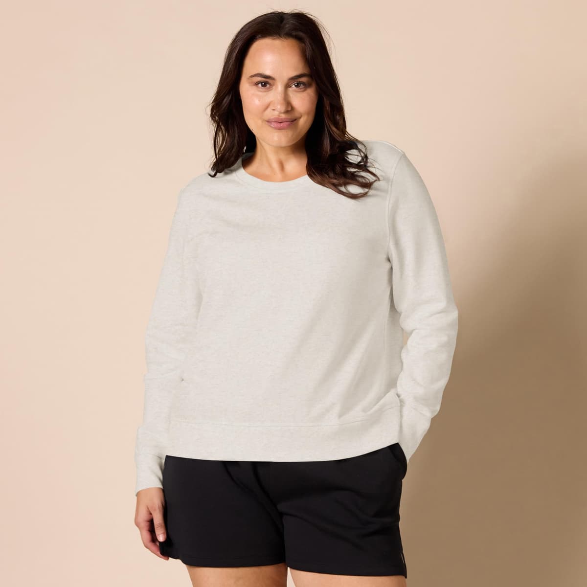 Amazon Essentials Mujer Sudadera con Cuello Redondo de Forro Polar (Disponible en Tallas Grandes) — view 6