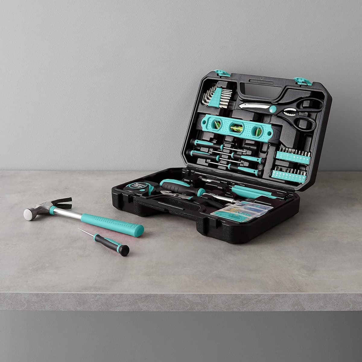 Amazon Basics - Kit de herramientas para el hogar con estuche, 142 unidades, Azul Turquesa, 34 x 23,5 x 7,5 cm — view 7