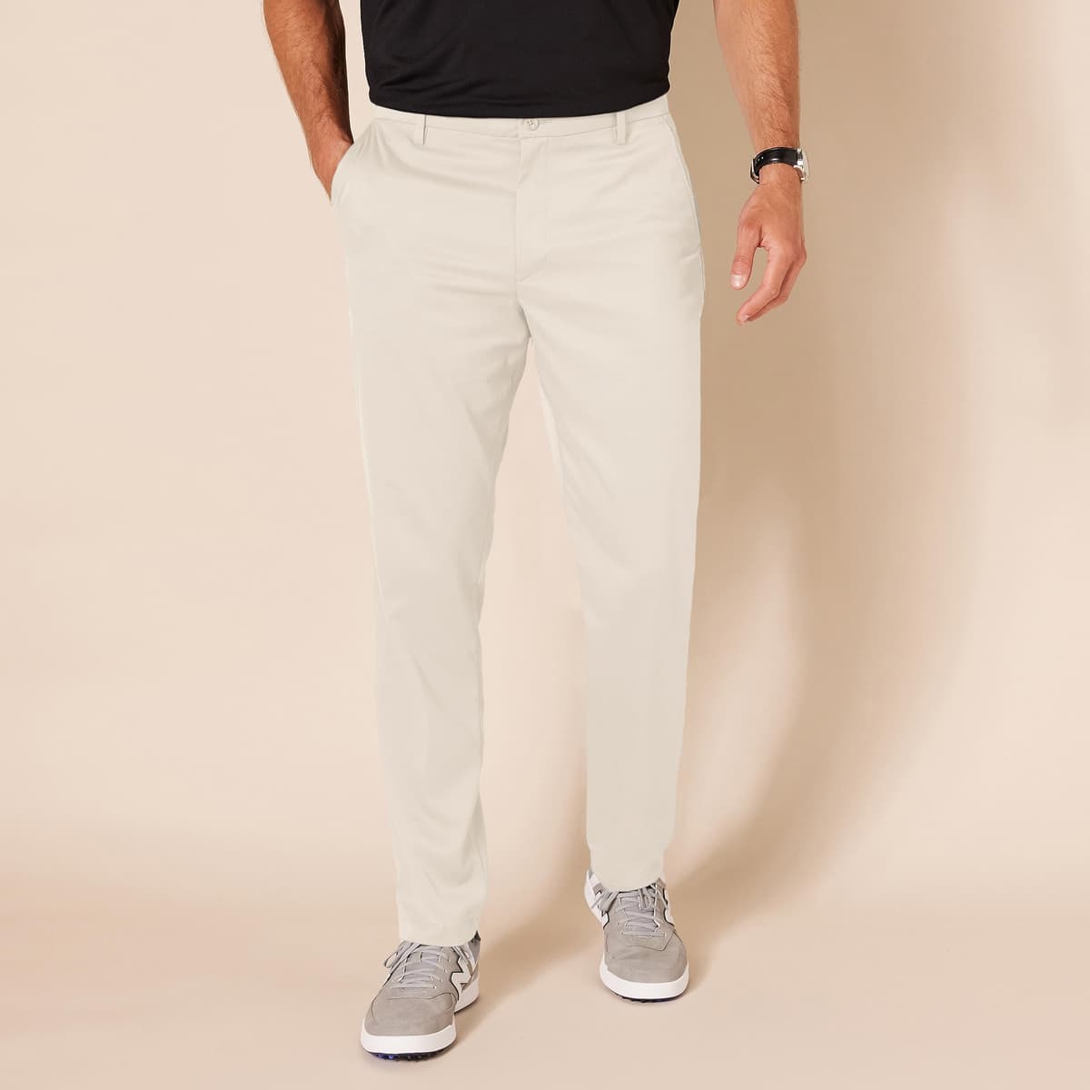 Amazon Essentials Men's Slim-Fit Stretch Golf Trouser — view 5