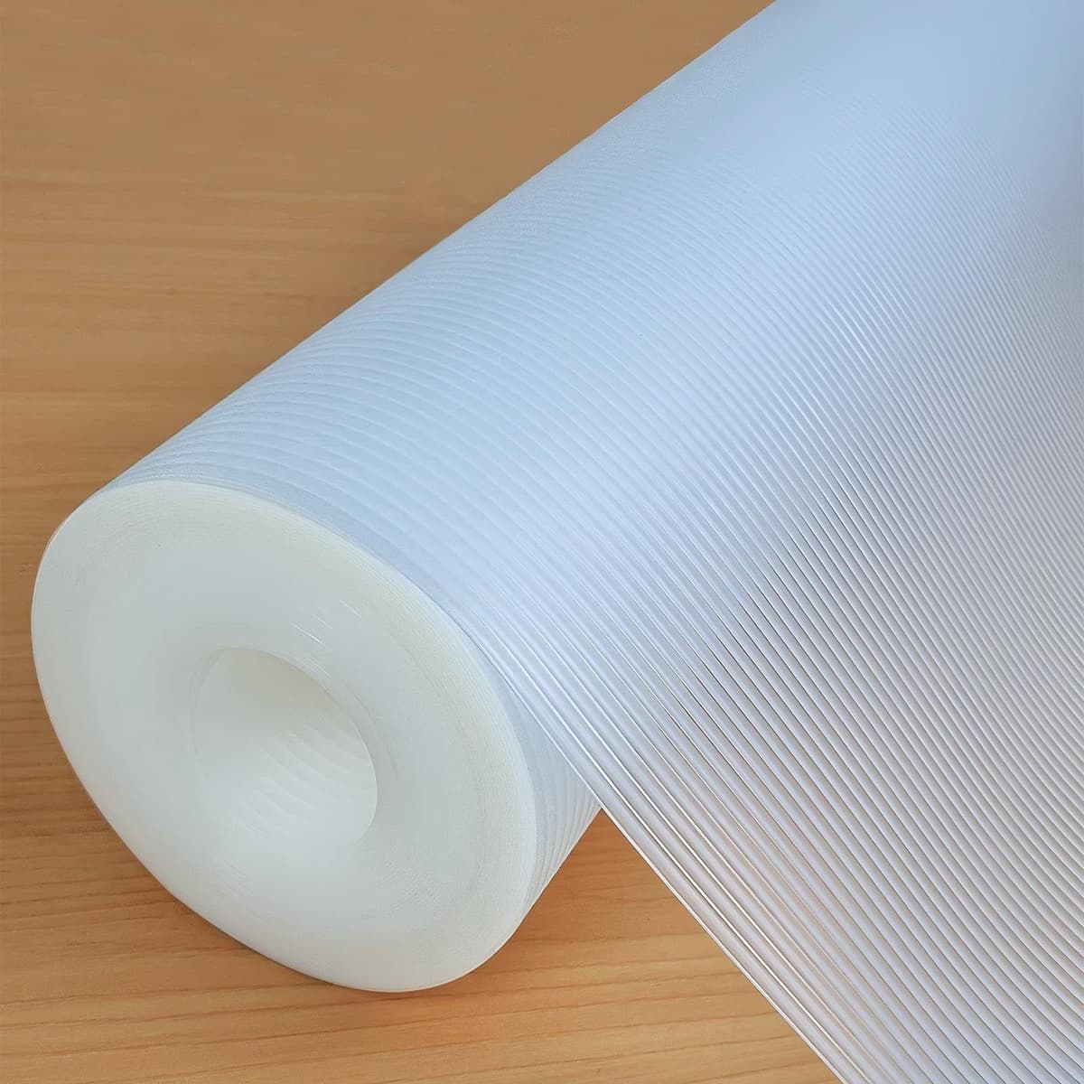 Hersvin 45cmx500cm Plastico Protector para Cocina Cajones, Alfombras Non Adhesivo para Nevera Mueble Fregadero Estante Organizador Cubiertos EVA Cubre Encimera(Gris Oscuro/Punto) — view 16