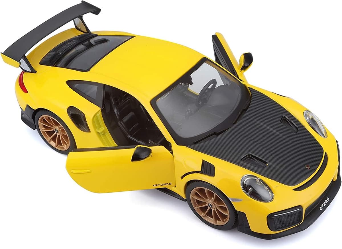 Bburago - Porsche 911 GT2 RS - Maqueta Realista de Coche a Escala 1:24, Licencia Oficial Porsche, Edad Recomendada 3+ años — view 4