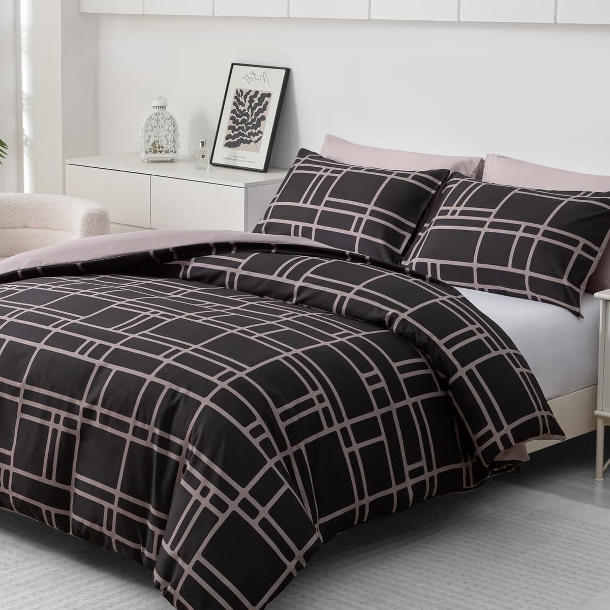 Pamposh 3 Pcs Single Duvet Cover Set with Matching Black Single Fitted Sheet 40 cm Extra Deep Pocket - UltraSoft Breathable Premium Microfibre Reversible Quilt Cover Bedding Set For All Seasons — view 24