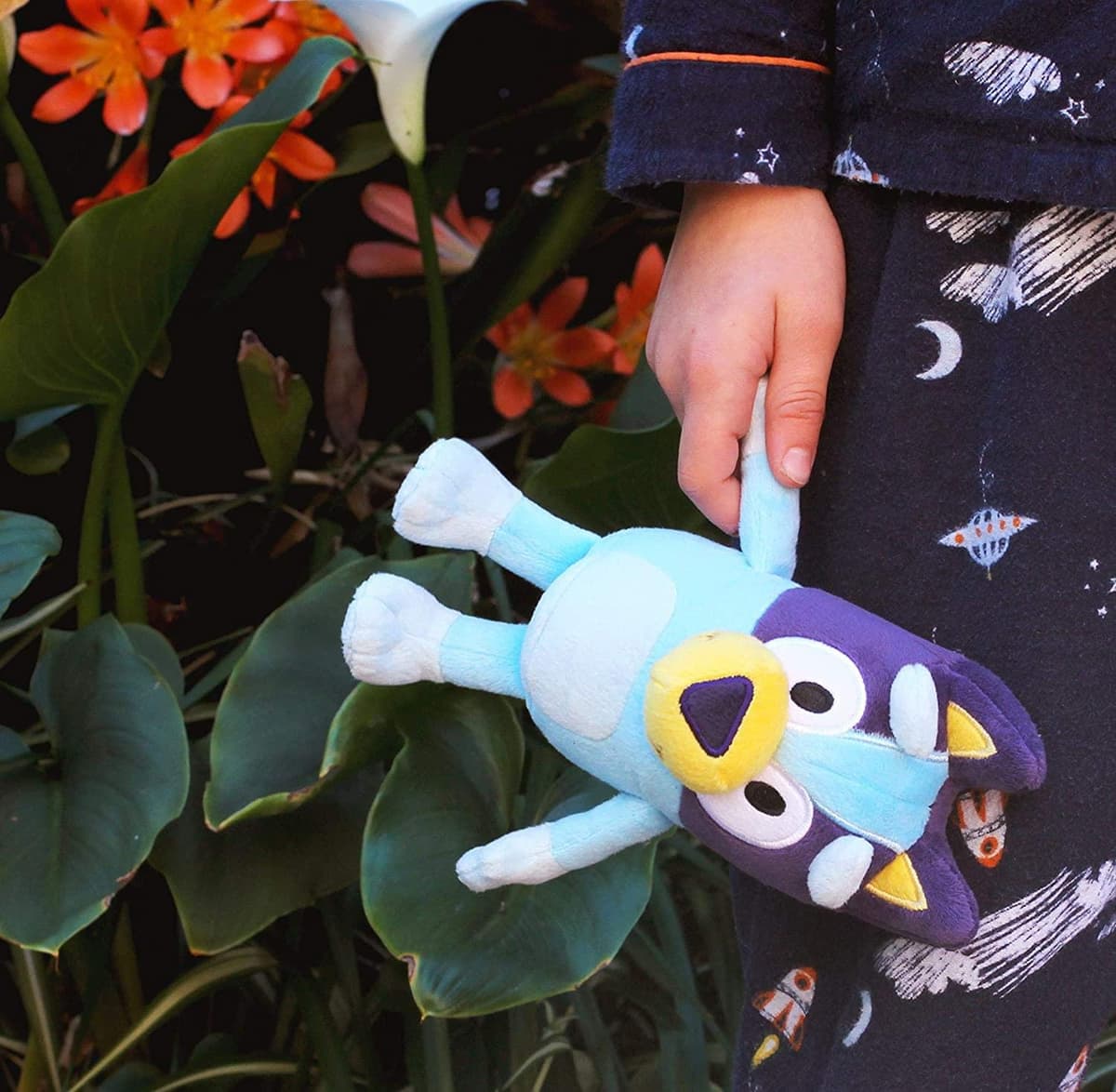 Bluey - Peluche Suave 20 cm, con Detalles como en Las Dibujos Animados, para niños y niñas pequeños a Partir de 3 años , Famosa (BLY06100) — view 3