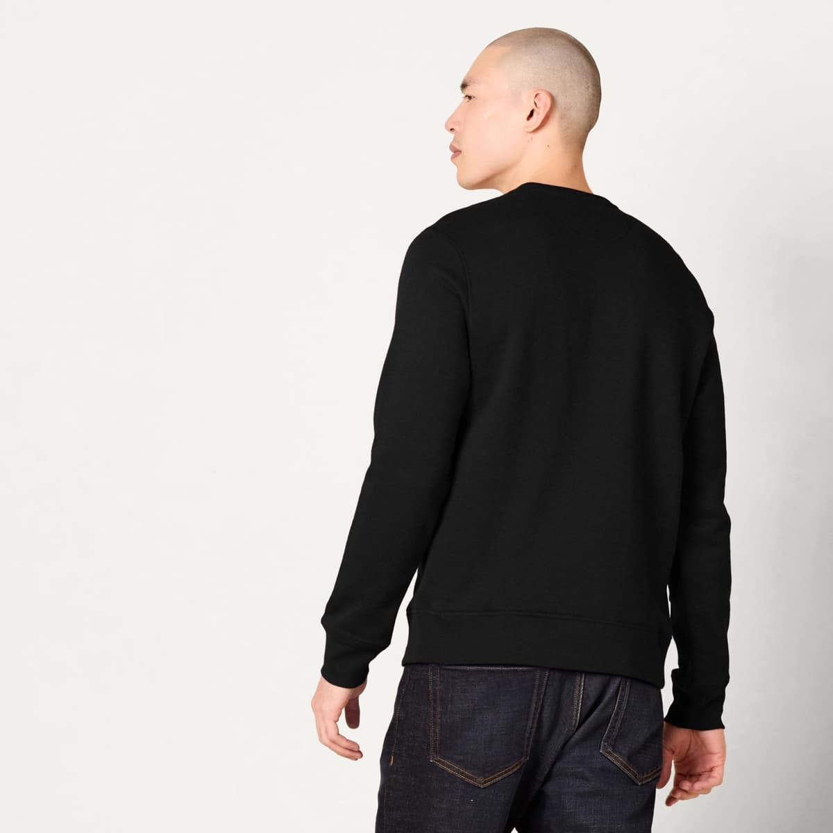 Amazon Essentials Hombre Sudadera de Forro Polar con Cuello Redondo (Disponible en Tallas Grandes y Largos Especiales) — view 2