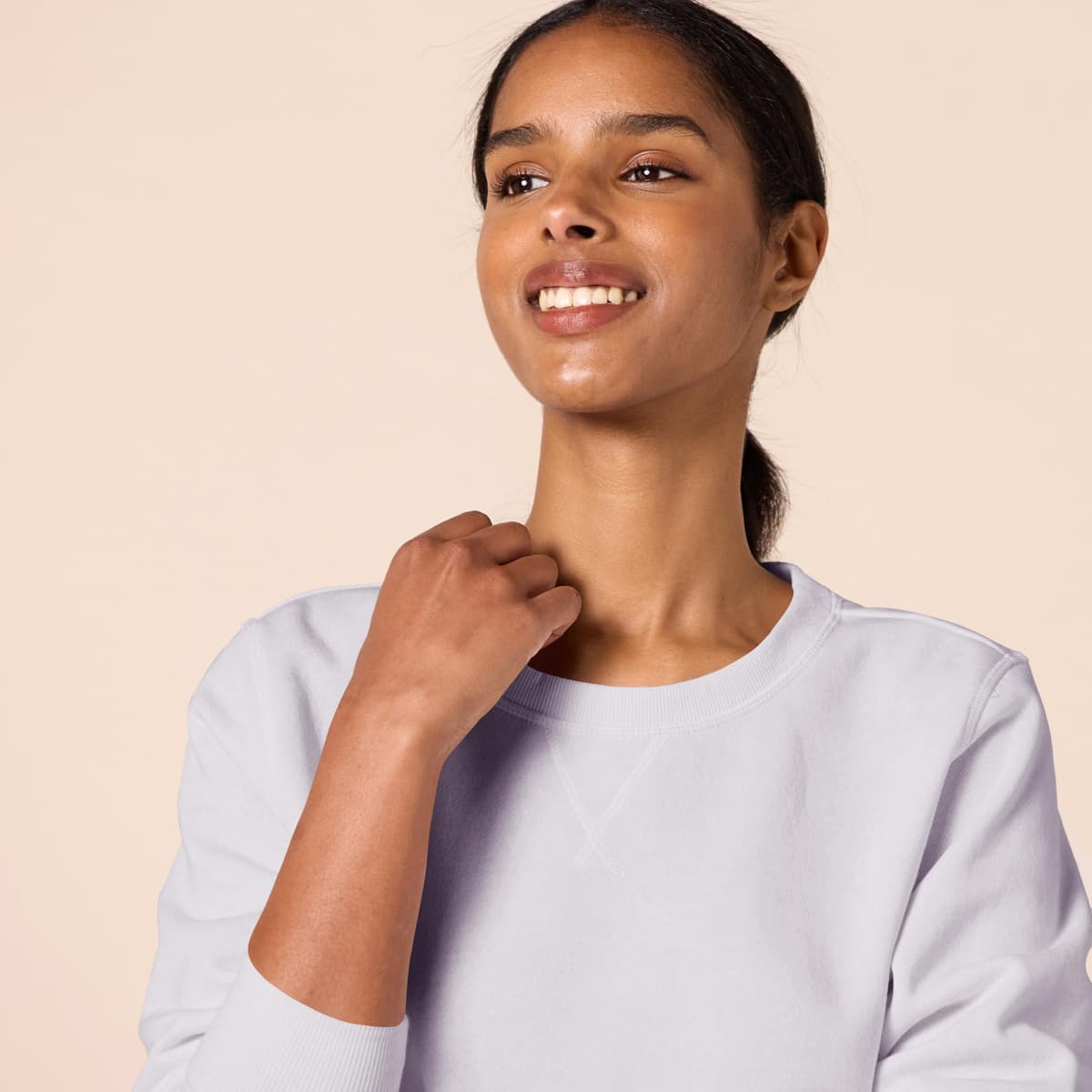 Amazon Essentials Mujer Sudadera con Cuello Redondo de Forro Polar (Disponible en Tallas Grandes) — view 147